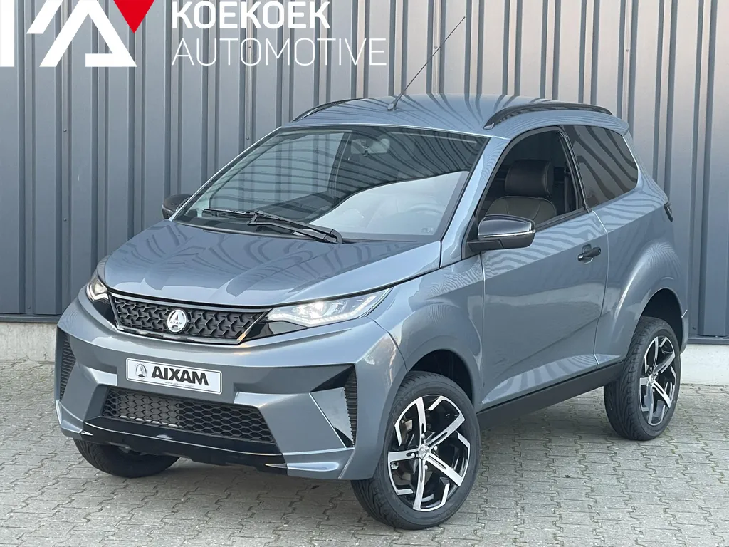 Aixam Crossover Premium Ambition | Nieuw Euro 5 | 3,5 TFT Scherm | Achterruitrijcamera | Led knipperlichten