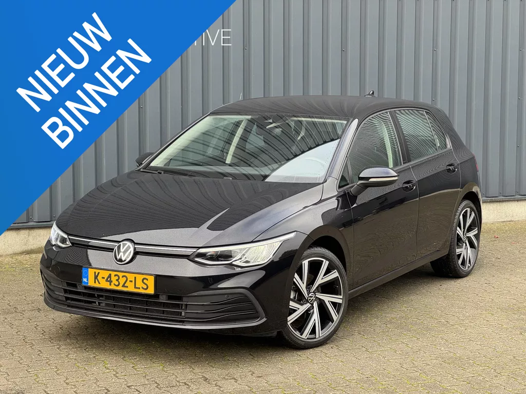 Volkswagen Golf 1.0 TSI Golf | PDC | Carplay | BTW
