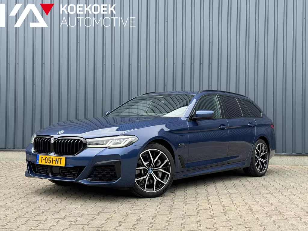 BMW 5-serie Touring 530e xDrive M-Sport | Pano | ACC | Trekhaak