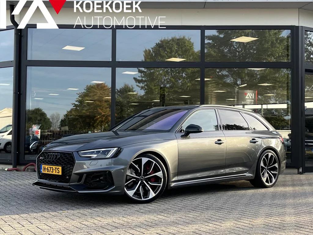 Audi A4 Avant RS4 Quattro Pro Line Plus B&amp;O/PANO/MEMORY/LEER/360/MASSAGE